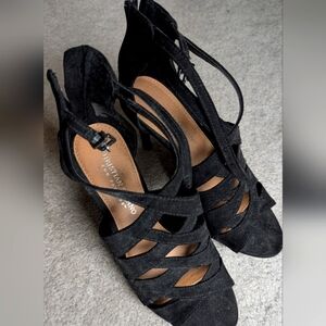 Black Christian Siriano Sandal Ankle Criss Cross Strap "London" - 7.5